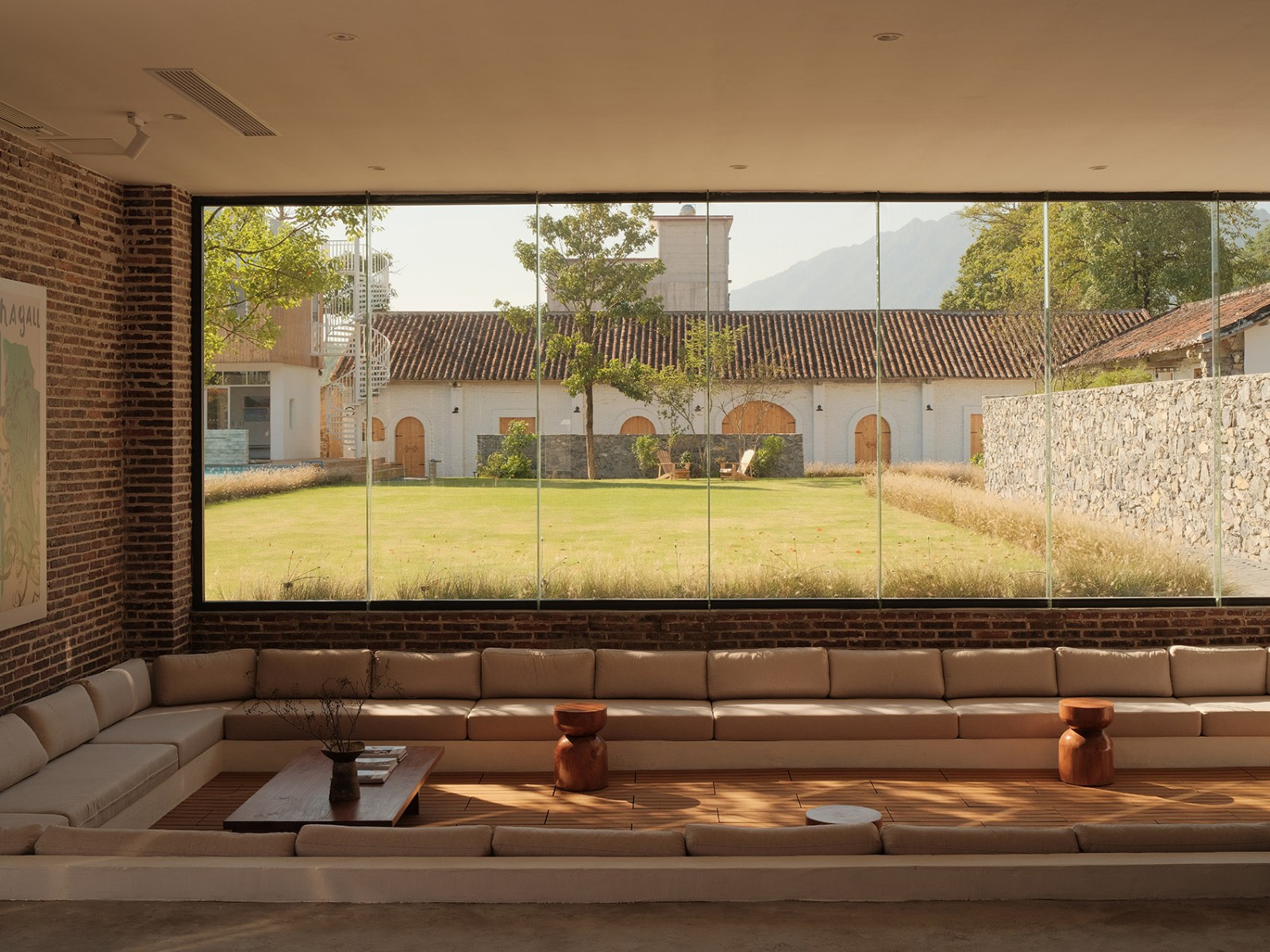 廣東英德·“八畝晴川”度假民宿設計